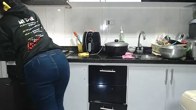 دردشة kateleyagrey الجنسية المباشرة