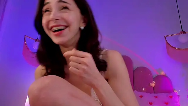 ElsaYoung's Live XXX Chat