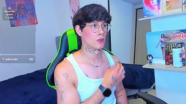 JayHotxxx – Naživo XXX chat