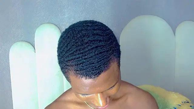 Chat +18 de dave_blackcock ao vivo