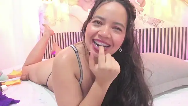 EvelynSweet1 Live XXX Chat