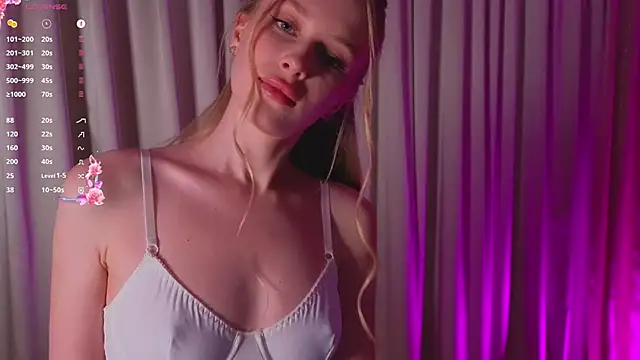 soft_babe: онлайн-секс-чат