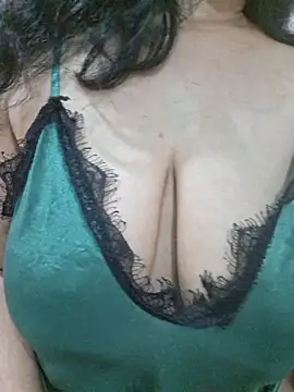 Jassi_Does: онлайн-секс-чат