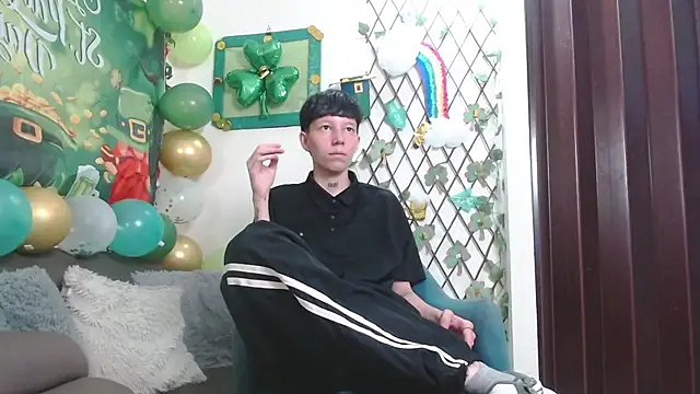 Czat XXX na żywo – LiamBrown09