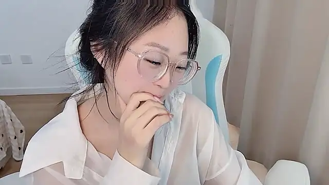 -qianqian: онлайн-секс-чат