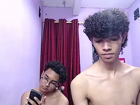 Chat +18 de sexys_bigcock_ ao vivo