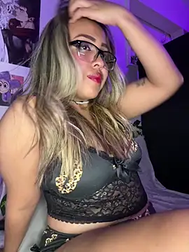 Sweet_Moon15: онлайн-секс-чат