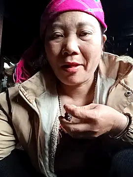 Lindxx-hot: онлайн-секс-чат