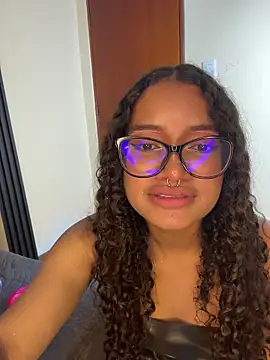 Bunny_fire – Naživo XXX chat