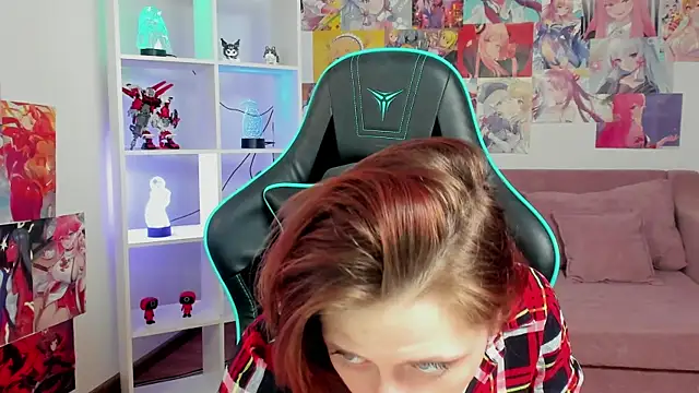 XXX chat uživo modela FreyaVey