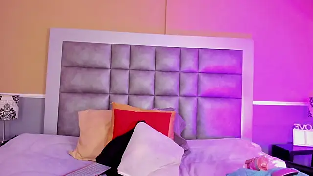 LunaDamasco Adlı Modelin Canlı XXX Sohbeti