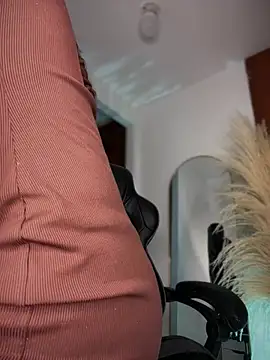 Chat +18 de gretta_kler1 ao vivo