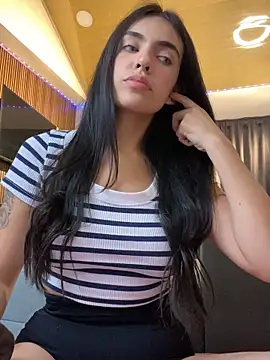 DaphneUwuのライブXXXチャット