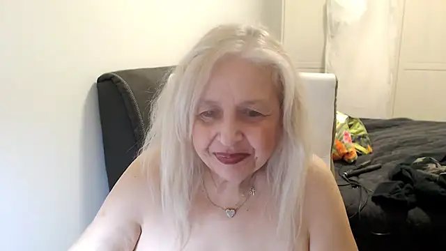 SusiLifeXXX's Live XXX Chat