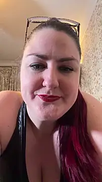 Lacey-BBW: онлайн-секс-чат