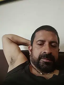 XxX_KING30 élő XXX-chatje