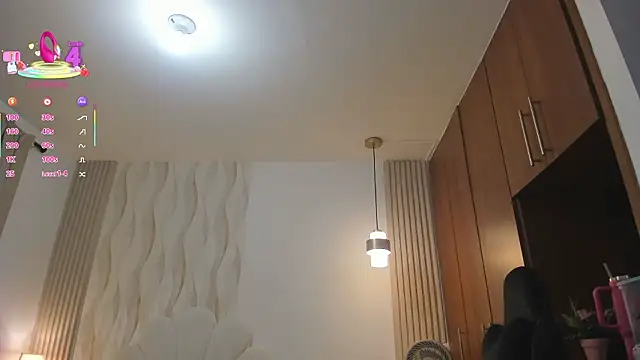 Luucyfer Chat XXX in diretta