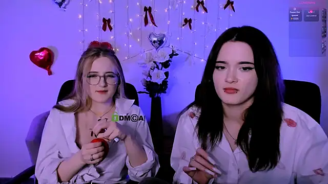 Chat XXX Live liana_kisses