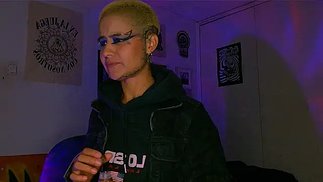 alex_one888: απευθείας συνομιλία ΧΧΧ