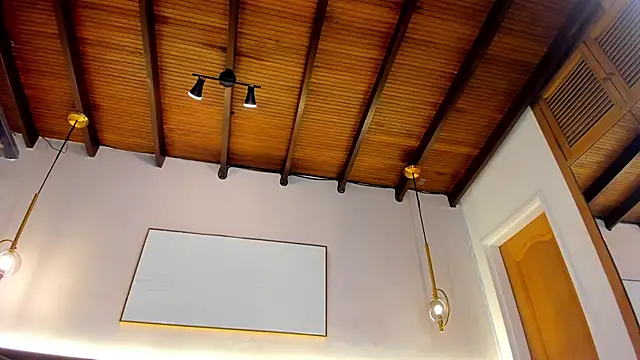 MiaKay1's Live XXX Chat