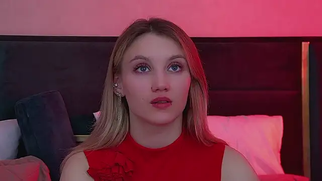 StacyEvances' Live XXX Chat