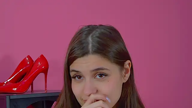 ArianaAllens: онлайн-секс-чат