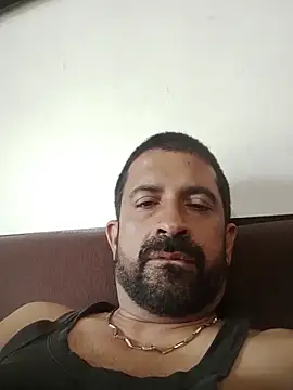 XxX_KING30 Adlı Modelin Canlı XXX Sohbeti