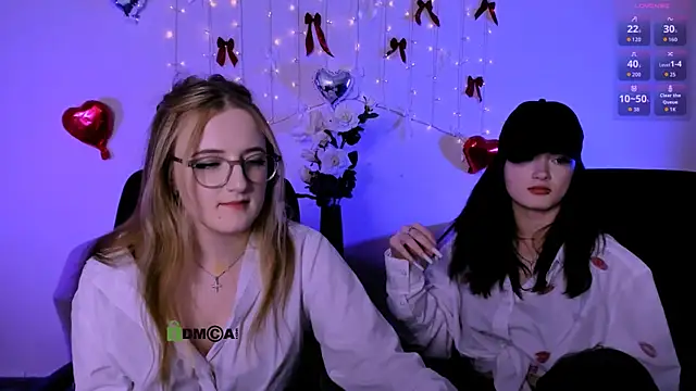 Chat XXX Live liana_kisses