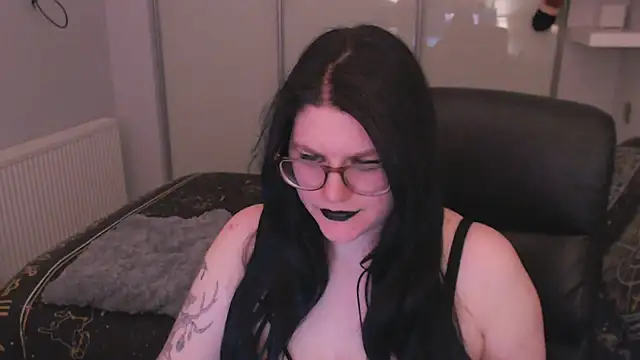 GothSuccubusBabe Live XXX-chat