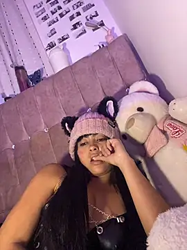 sarita_violet07 élő XXX-chatje