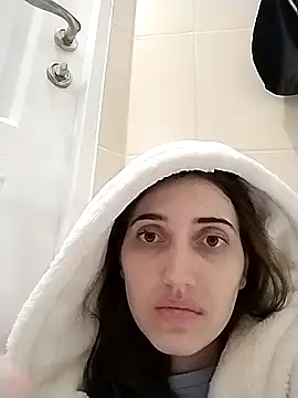 Iren Adlı Modelin Canlı XXX Sohbeti