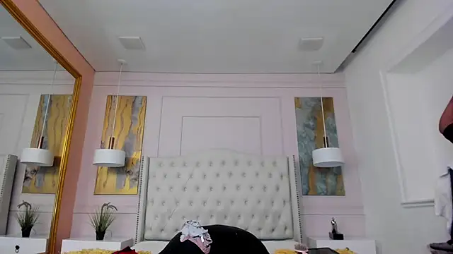 دردشة RosaliaMontero الجنسية المباشرة