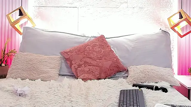 sarah_salis_'s Live XXX Chat