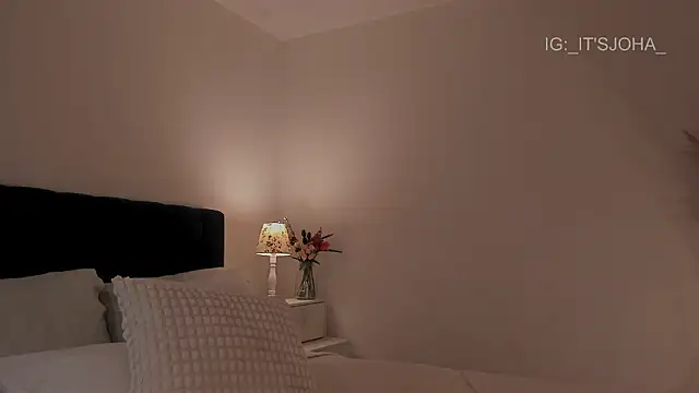 Lovinggirl_'s Live XXX Chat