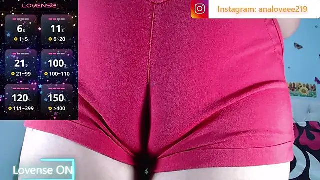 ana_studio élő XXX-chatje