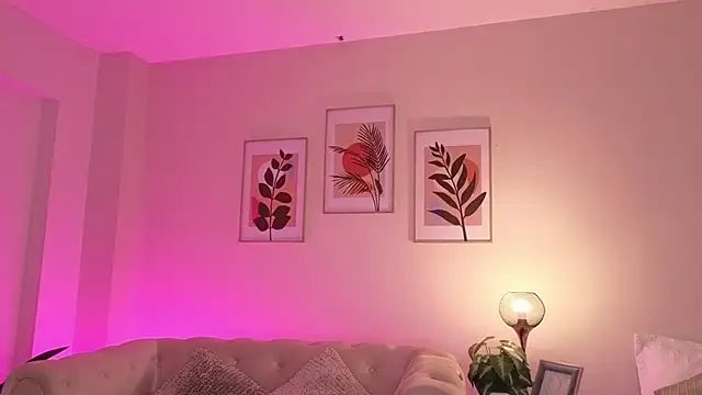 DahianaWalcott Chat XXX in diretta