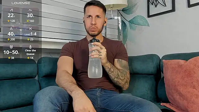 George_Diesell Adlı Modelin Canlı XXX Sohbeti