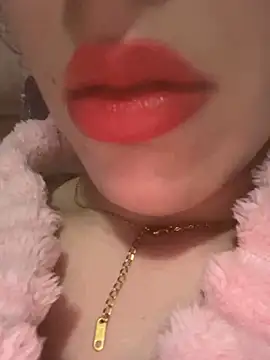 Mimisixo Adlı Modelin Canlı XXX Sohbeti