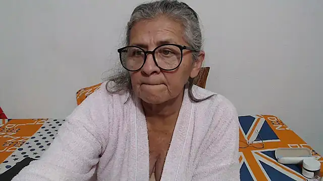 candy_mature_'s Live XXX Chat