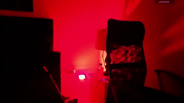 JuanCamiilo_66 即時 XXX 聊天