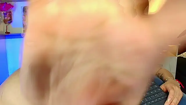 แชท XXX สดของ alisson_zafiro_