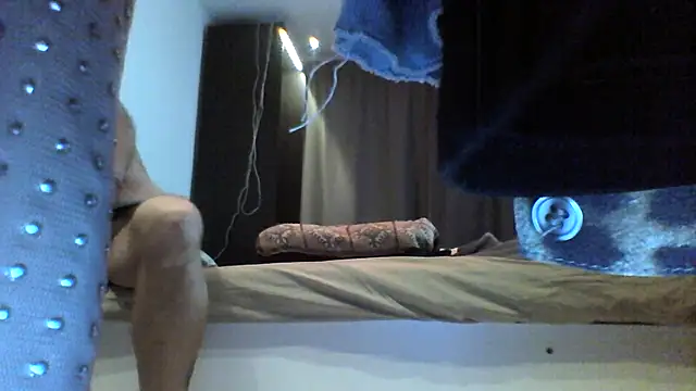 Avamereandmikel Adlı Modelin Canlı XXX Sohbeti