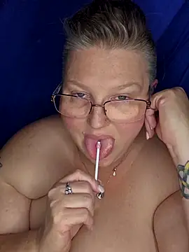 Budd_Bunney's Live XXX Chat