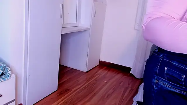 MiiaaVelvet Webcamshow