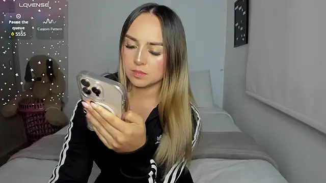 Živý XXX chat sophie_morenoo