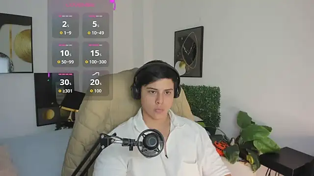 Živý XXX chat Thom_Ohtani