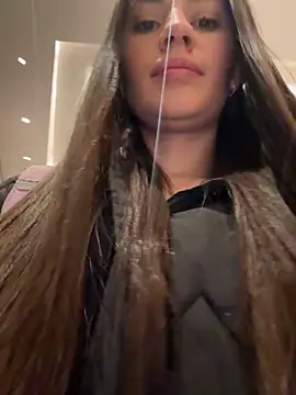 XXX chat uživo modela Isabella21_