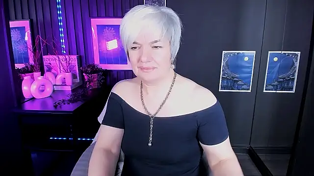 CarmenSoft: απευθείας συνομιλία ΧΧΧ