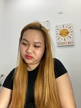 Almira6868 在線直播表演