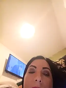 Morena_ojazos_travieza-39のライブXXXチャット